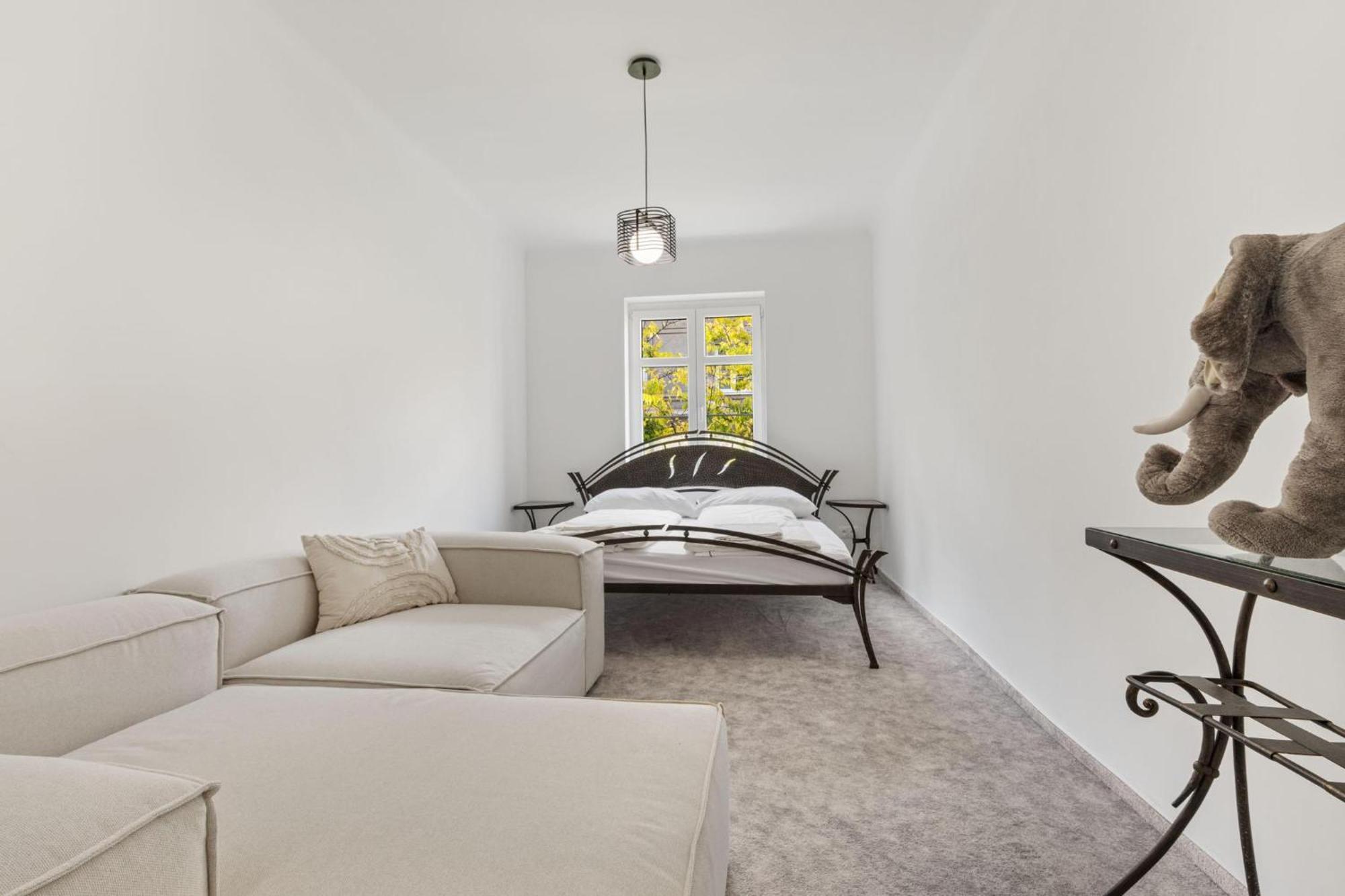 Ah Luxury Old Town Apartment Bratislava Exterior foto